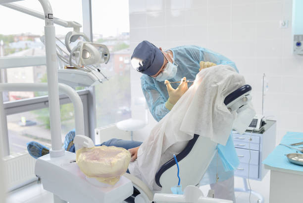 Best Weekend Emergency Dentist in State Center, IA